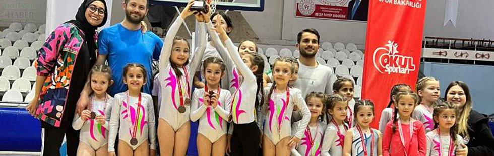 Akhisar Akademi Cimnastik Sporcuları Manisa’ da ezberleri bozdu