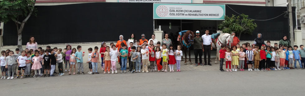 Zehra Muhittin Kavaklı Anaokulu’nda  at binme etkinliği