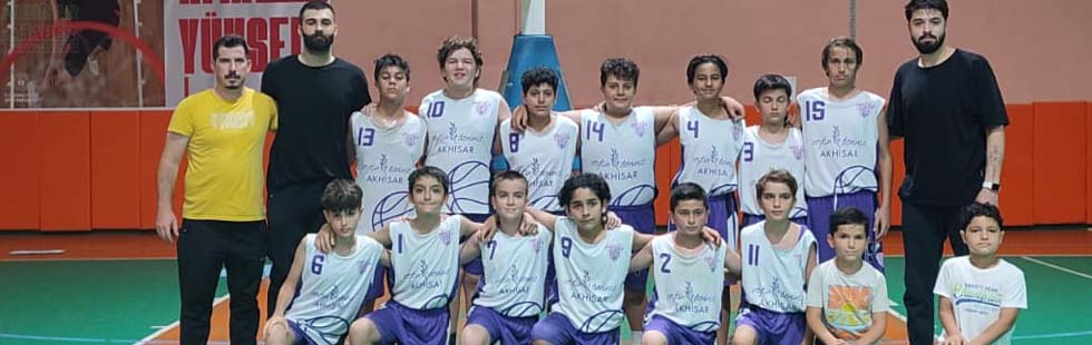 Akhisargücü U12 erkek basketbol takımı grubunda namağlup şampiyon oldu