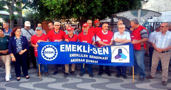 Emekli-Sen, yapılacak zamlarla ilgili basın açıklaması