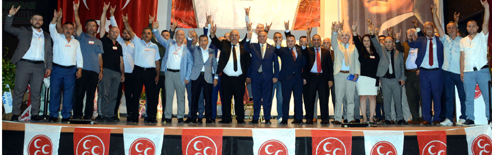 MHP Akhisar İlçe Kongresinde Ahmet Namal güven tazeledi