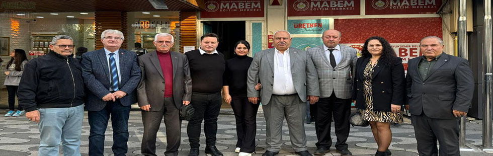 MHP Öğretmenler gününü kutladı