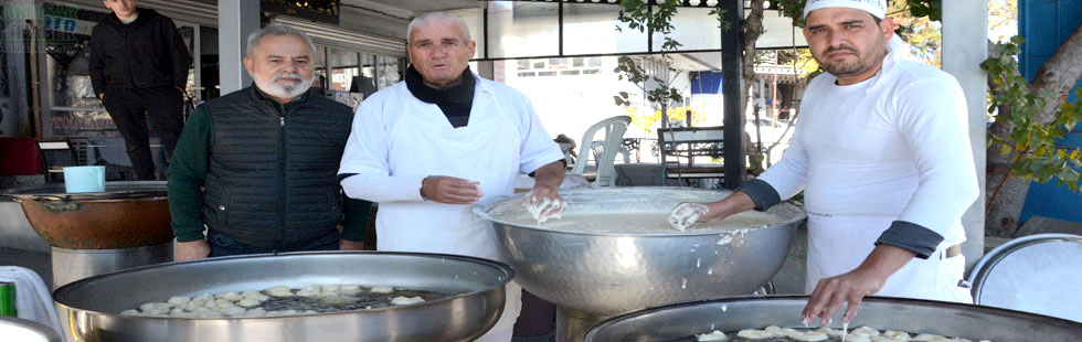 Öner Alanç, İş Yerinin önünde gün boyu lokma döktürdü