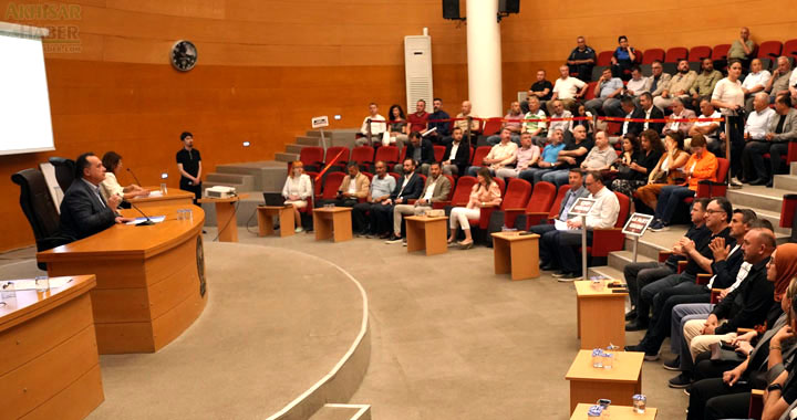Akhisar Belediyesi Mayıs ayı olağanüstü meclis toplantısı gerçekleştirildi