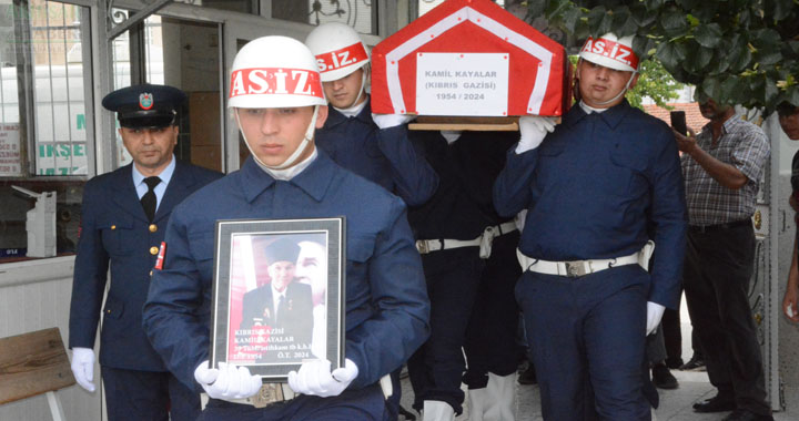 Kıbrıs Gazisi Kamil Kahyalar, son yolculuğuna uğurlandı