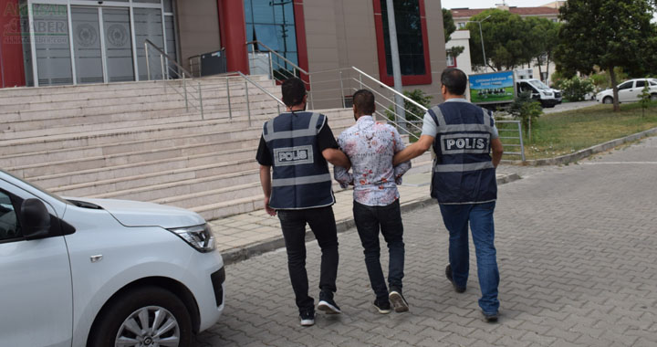 Akhisar’da Araması Bulunan 2 kişi yakalandı