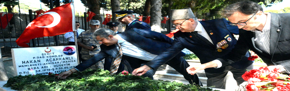 15 Temmuz 8. Yılı Programı Şehitlik ziyareti ile başladı