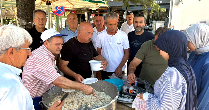 Akhisar Yörükler ve Türkmenler Derneğinden Pilav hayrı