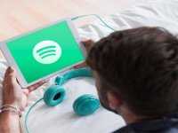 Spotify'da Zirveye Çıkmanın En Sağlıklı Yolu: Sosyalify