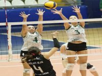 Akhisar Belediye Voleybol Takımı Denizli Uğur Spor’a  0-3 mağlup oldu