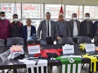 Akhisar Belediyesi’nden amatör spor kulüplerine malzeme desteği