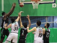 Akhisar Basket’in galibiyet hasreti 17 maça çıktı!