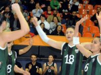 Akhisar Belediye Kadın Voleybol, Arkasspor’u 3-1 mağlup etti