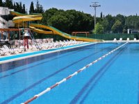 Akhisar Belediyesi Olimpik Yüzme Havuzu yeni sezona kapılarını açıyor