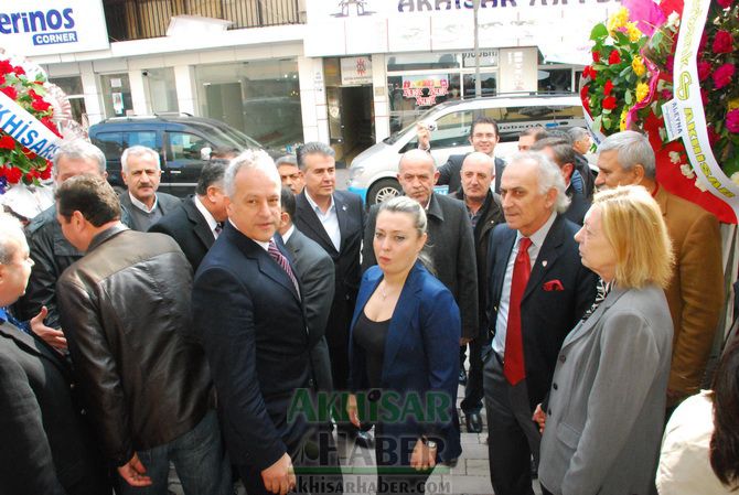 Anadolubank Akhisar Şubesi Yeni Adresinde