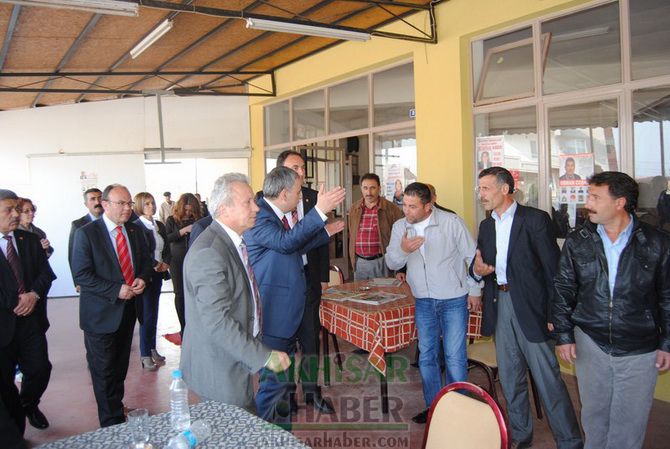 Bakırlıoğlu, Karadenizliler ve Erzurumlular Derneklerini Ziyaret Etti