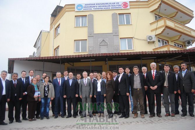 Bakırlıoğlu, Karadenizliler ve Erzurumlular Derneklerini Ziyaret Etti