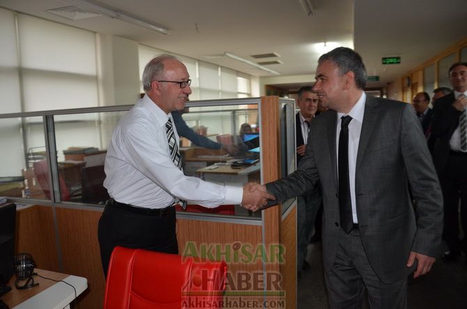 CHP Başkan Adayı Bakırlıoğlu’ndan, Akhisar Belediyesi’ne Ziyaret