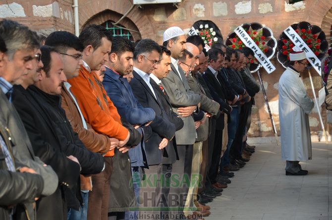 Akhisarlı İş Adamı Bülent Birer Hastalığına Yenil Düştü