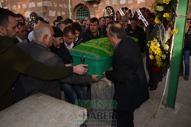 Akhisarlı İş Adamı Bülent Birer Hastalığına Yenil Düştü