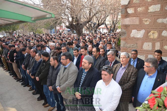 Akhisarlı İş Adamı Bülent Birer Hastalığına Yenil Düştü