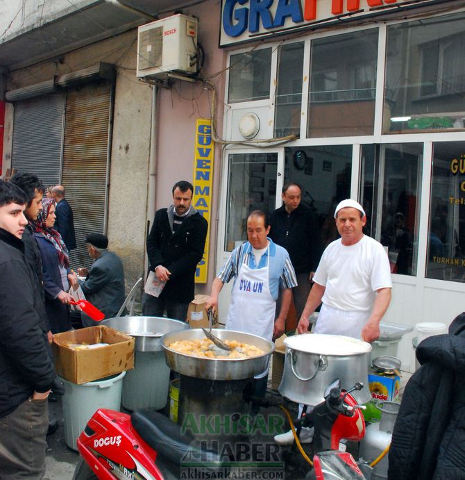 Grafikir Matbaa Bir Yaşında