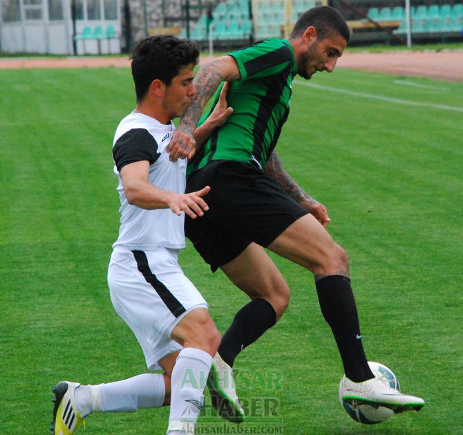 Akhisarlı Gençler, Nazilli'yi 2-1 Mağlup Etti