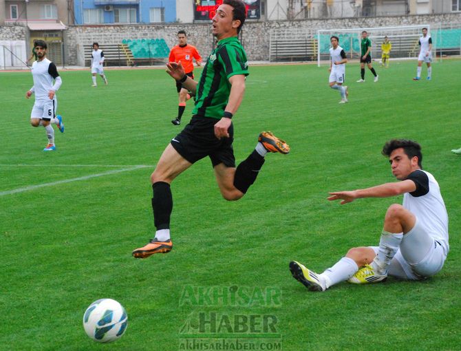 Akhisarlı Gençler, Nazilli'yi 2-1 Mağlup Etti