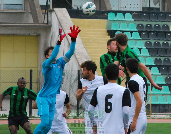 Akhisarlı Gençler, Nazilli'yi 2-1 Mağlup Etti