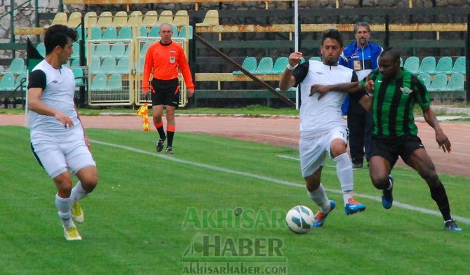 Akhisarlı Gençler, Nazilli'yi 2-1 Mağlup Etti