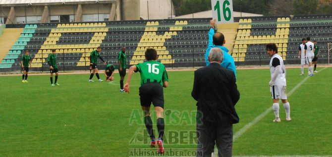 Akhisarlı Gençler, Nazilli'yi 2-1 Mağlup Etti