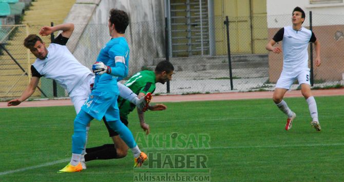 Akhisarlı Gençler, Nazilli'yi 2-1 Mağlup Etti