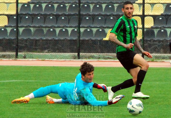 Akhisarlı Gençler, Nazilli'yi 2-1 Mağlup Etti