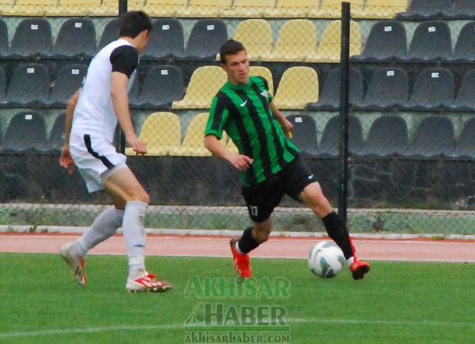 Akhisarlı Gençler, Nazilli'yi 2-1 Mağlup Etti