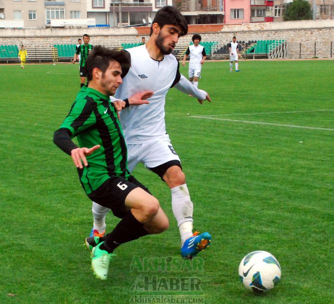 Akhisarlı Gençler, Nazilli'yi 2-1 Mağlup Etti