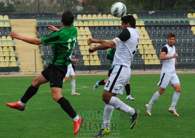 Akhisarlı Gençler, Nazilli'yi 2-1 Mağlup Etti