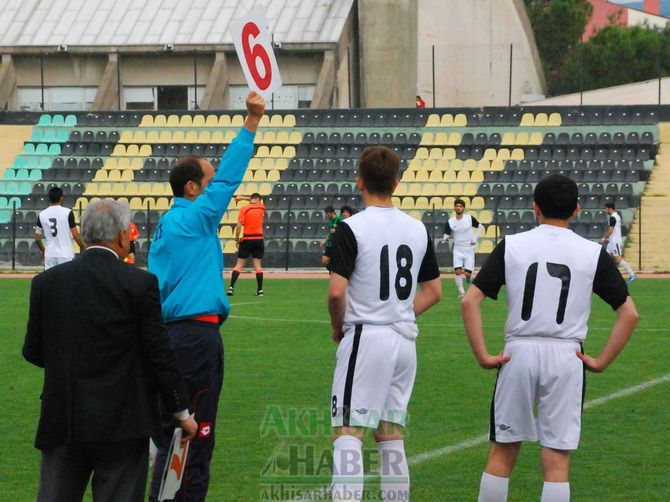 Akhisarlı Gençler, Nazilli'yi 2-1 Mağlup Etti