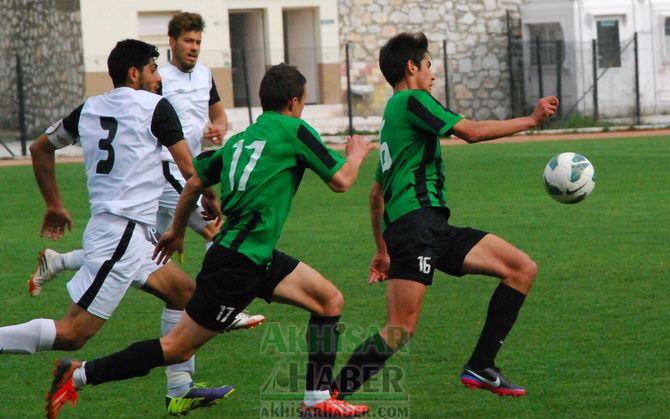 Akhisarlı Gençler, Nazilli'yi 2-1 Mağlup Etti