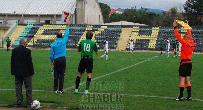 Akhisarlı Gençler, Nazilli'yi 2-1 Mağlup Etti