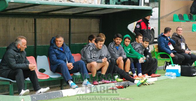 Akhisarlı Gençler, Nazilli'yi 2-1 Mağlup Etti