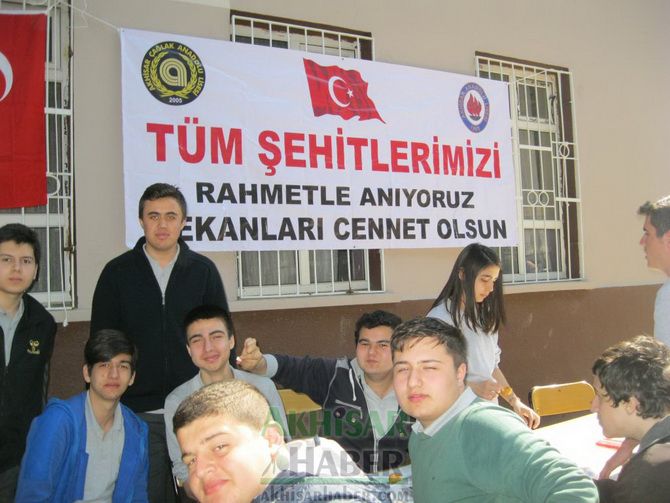 Çağlak Anadolu Lisesi Şehitlerimiz İçin Lokma Hayrı Yaptı