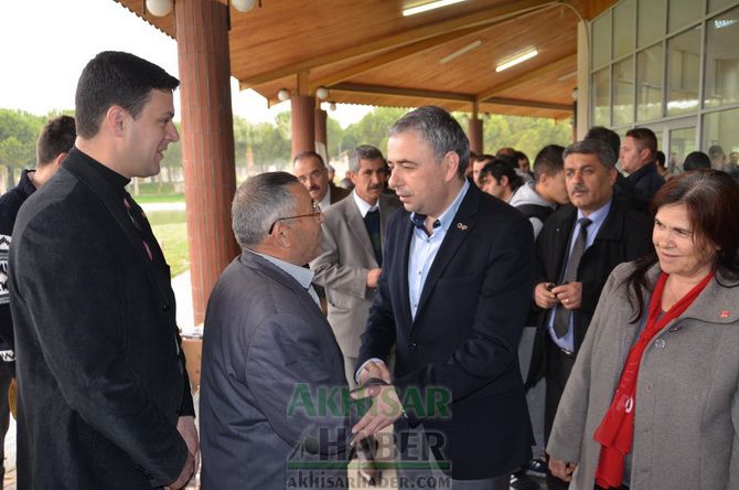 Birbirinden Güzel Güvercinler Akhisar’da Yarıştı