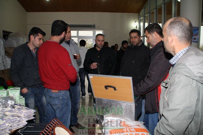 Birbirinden Güzel Güvercinler Akhisar’da Yarıştı