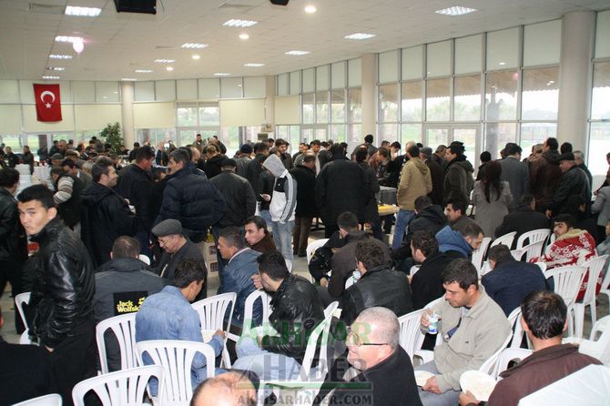 Birbirinden Güzel Güvercinler Akhisar’da Yarıştı