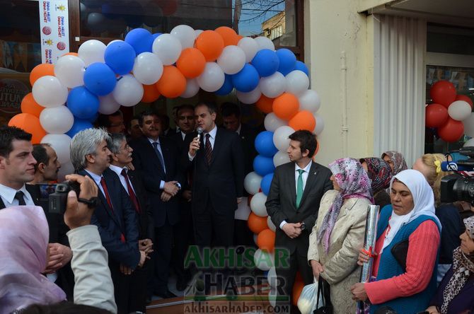 Spor Bakanı Kılıç, AK Parti Seçim Bürosunu Açtı