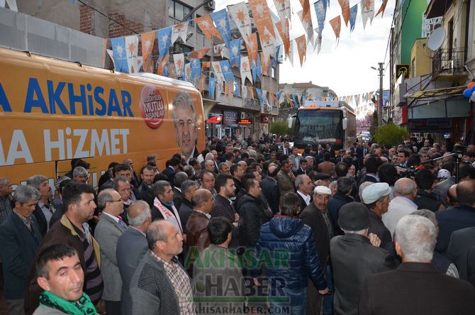 Spor Bakanı Kılıç, AK Parti Seçim Bürosunu Açtı