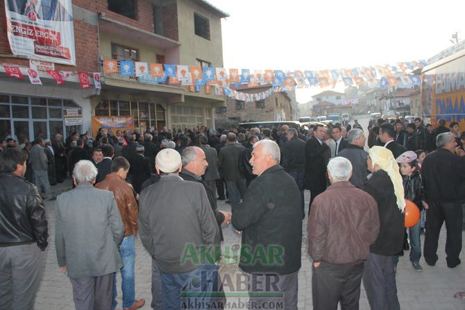 AK Parti Adayları Tanrıverdi ve Hızlı, Dağderelilerle Buluştu