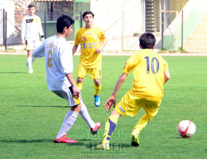 U-15 Türkiye Şampiyonasında, İlk Gün Maçlarında Damlaspor ve Sultanbeyli Rakiplerini Yendi 