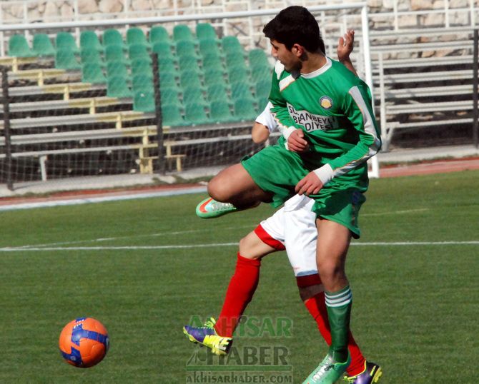 U-15 Türkiye Şampiyonasında, İlk Gün Maçlarında Damlaspor ve Sultanbeyli Rakiplerini Yendi 