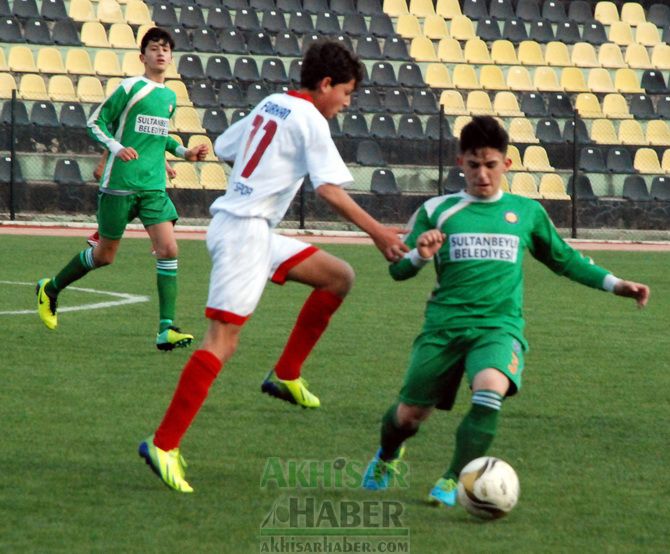 U-15 Türkiye Şampiyonasında, İlk Gün Maçlarında Damlaspor ve Sultanbeyli Rakiplerini Yendi 